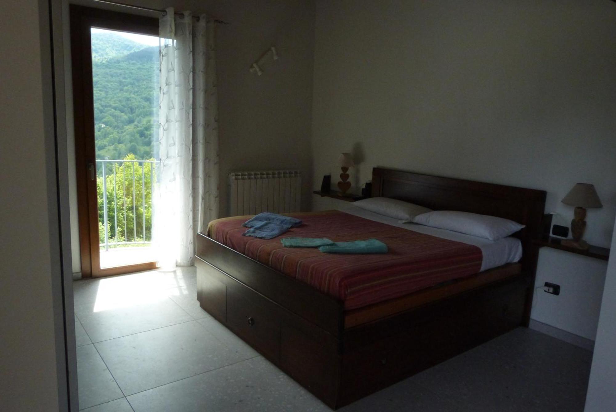 Giardino Tra I Laghi Bed & Breakfast San Fedele Intelvi Exterior foto